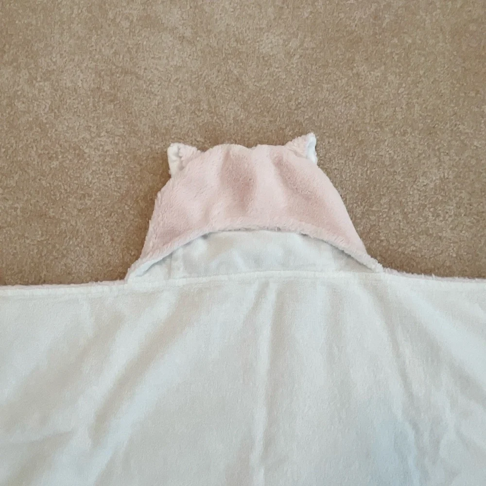 Pottery Barn Kids Faux Fur Kitty Baby Hooded Towel in pink